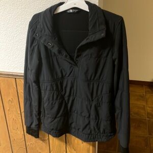 Women’s northface mountain sweatshirt 1/4 button. Color is black. Lightly worn